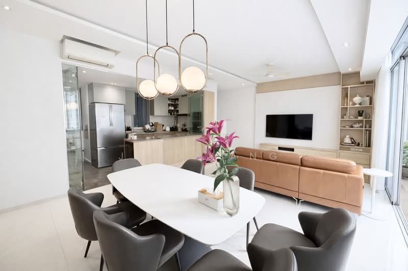 The Esta Condominium For Sale at S$ 4,480,000 | PropertyGuru Singapore - Spacious living and dining area