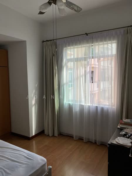Costa Rhu, 5 Rhu Cross, 2 Bedrooms, 1,012 sqft, Condominium For Rent, by Joanne Law, 500059080 - Bedroom - PropertyGuru.com.sg
