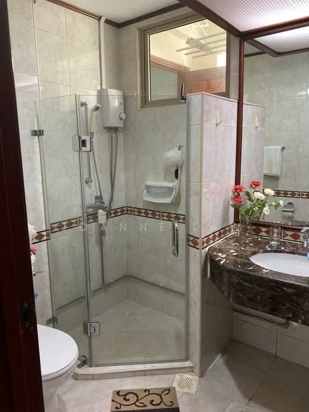 Costa Rhu, 5 Rhu Cross, 2 Bedrooms, 1,012 sqft, Condominium For Rent, by Joanne Law, 500059080 - Bathroom - PropertyGuru.com.sg