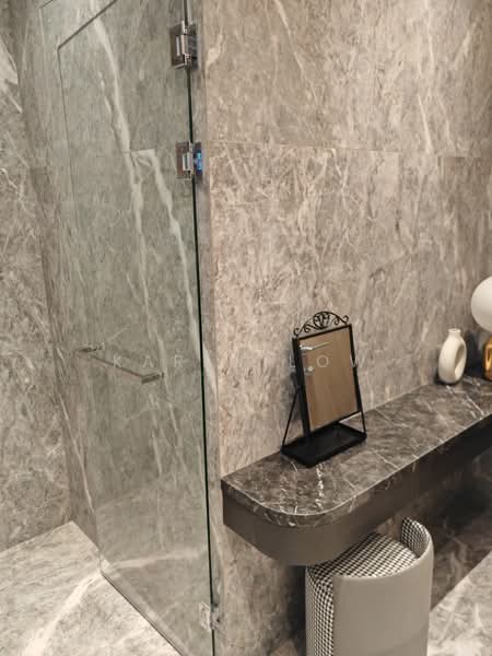 ❤️ Fernhill Brand New Bungalow with 6 ensuites bedrooms ❤️ 88971732 Bungalow House For Sale at S$ 18,800,000 | PropertyGuru Singapore - Bathroom