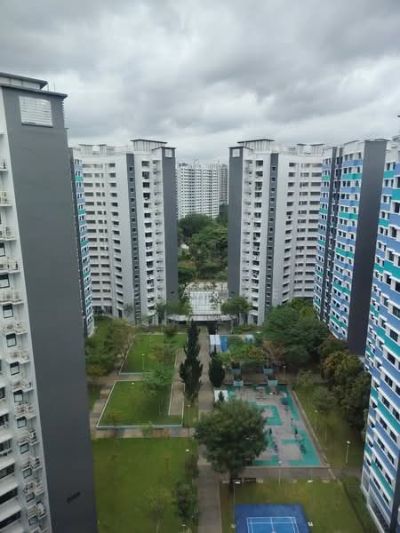 809A Choa Chu Kang Avenue 1 HDB Flat For Sale at S$ 768,000 | PropertyGuru Singapore - Exterior