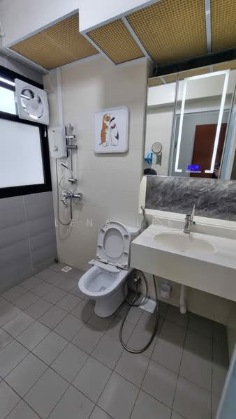 809A Choa Chu Kang Avenue 1, 809A Choa Chu Kang Avenue 1, 3 Bedrooms, 1,206 sqft, HDB Flat For Sale, by Lena Lee, 500059097 - Bathroom - PropertyGuru.com.sg