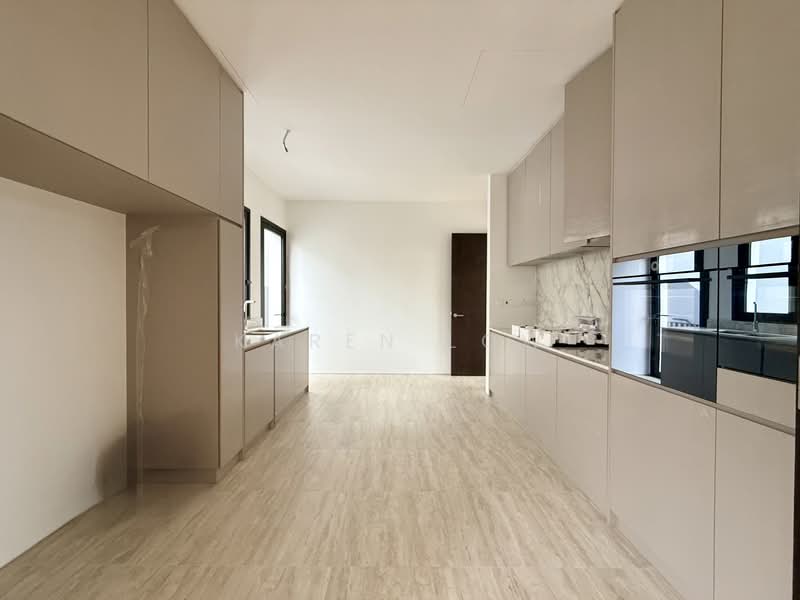 ❤️Brand New 2.5+Basement Storey Detached @Grove Dr, Henry Park Pri, Mt Sinai❤️ 8897 I732 Bungalow House For Sale at S$ 19,800,000 | PropertyGuru Singapore - Kitchen