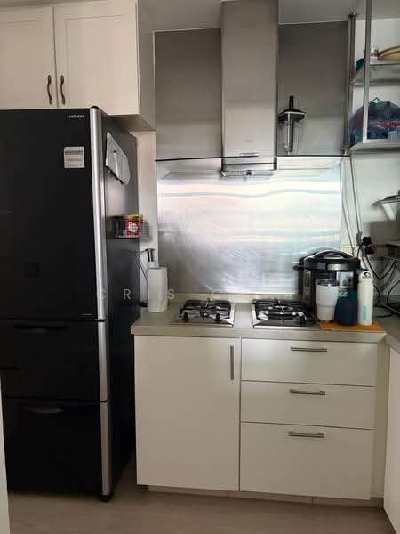 Icon, 10 Gopeng Street, 2 Bedrooms, 904 sqft, Apartment For Rent, by Cris Chia, 500059101 - Kitchen - PropertyGuru.com.sg