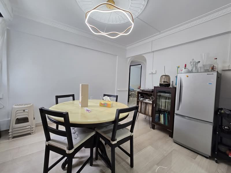 466 Crawford Lane HDB Flat For Sale at S$ 800,000 | PropertyGuru Singapore - Dining Room