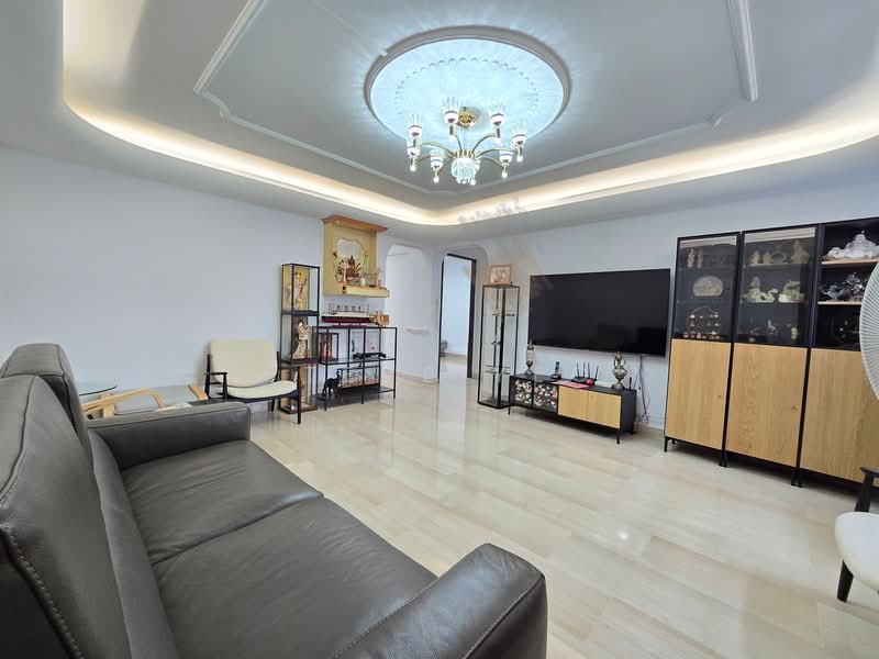 466 Crawford Lane HDB Flat For Sale at S$ 800,000 | PropertyGuru Singapore - Living Room
