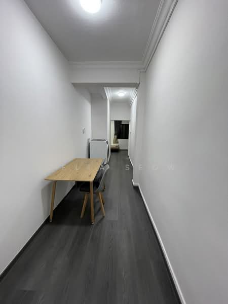 Eng Aun Mansion, 318 - 318C Thomson Road, Room Rental, 300 sqft, Apartment For Rent, by Celia Seow, 500059125 - Corridor - PropertyGuru.com.sg