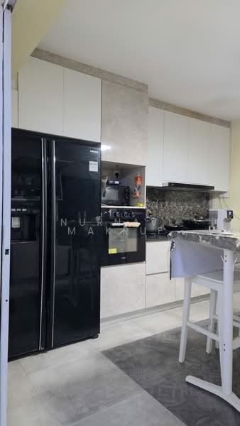 236 Pasir Ris Street 21 HDB Flat For Sale at S$ 888,000 | PropertyGuru Singapore - Kitchen