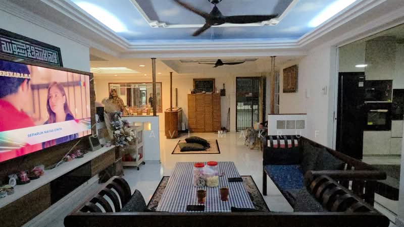 236 Pasir Ris Street 21, 236 Pasir Ris Street 21, 4 Bedrooms, 1,571 sqft, HDB Flat For Sale, by Nurnavi Makruf, 500059132 - Living Room - PropertyGuru.com.sg
