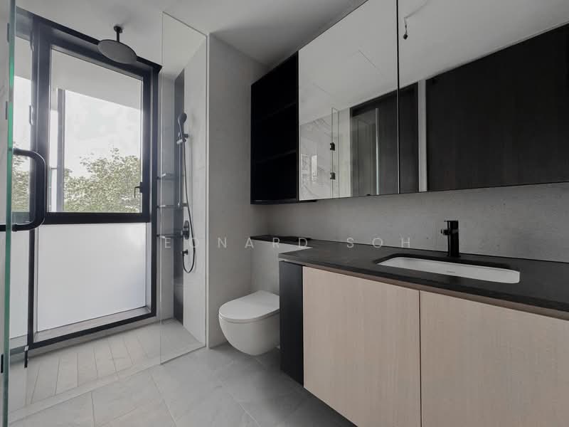 Jervois Mansion Condominium For Sale at S$ 2,100,000 | PropertyGuru Singapore - Bathroom