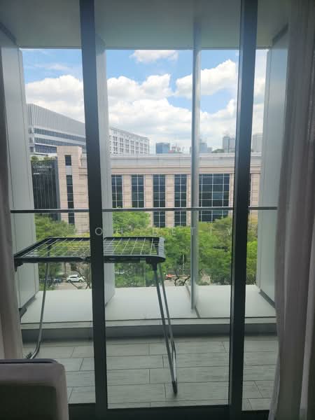 The Rise @ Oxley - Residences Condominium For Sale at S$ 1,600,000 | PropertyGuru Singapore - Balcony