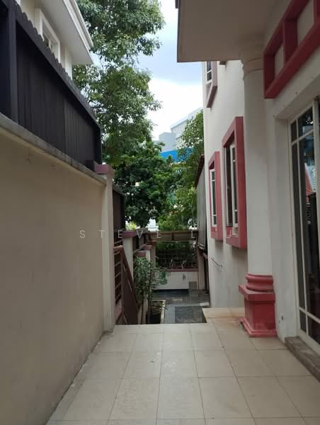 Tai Keng Gardens Corner Terrace For Sale at S$ 3,700,000 | PropertyGuru Singapore - Exterior