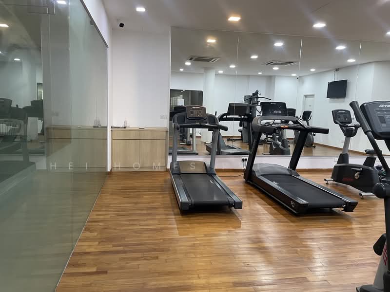 Holland Hill Park, 7 Holland Hill, Room Rental, 120 sqft, Condominium For Rent, by Hei Homes, 500059146 - Gym - PropertyGuru.com.sg