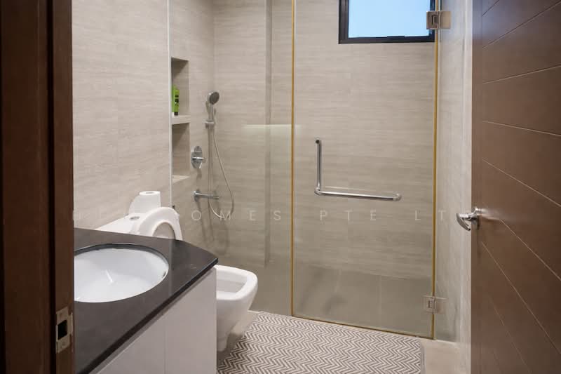 Holland Hill Park, 7 Holland Hill, Room Rental, 120 sqft, Condominium For Rent, by Hei Homes, 500059146 - Bathroom - PropertyGuru.com.sg