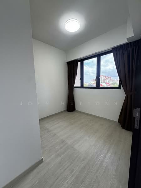 Riverfront Residences, 43 Hougang Avenue 7, 2 Bedrooms, 614 sqft, Condominium For Rent, by Joey Huttons, 500059151 - PropertyGuru.com.sg