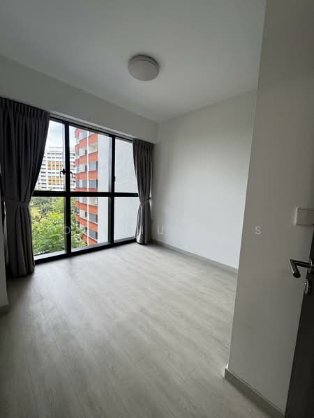 Riverfront Residences, 43 Hougang Avenue 7, 2 Bedrooms, 614 sqft, Condominium For Rent, by Joey Huttons, 500059151 - PropertyGuru.com.sg