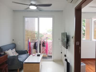 For Rent - Kensington Square