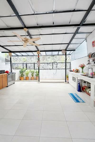 Mount Sinai Terraced House For Sale at S$ 5,700,000 | PropertyGuru Singapore - Kitchen