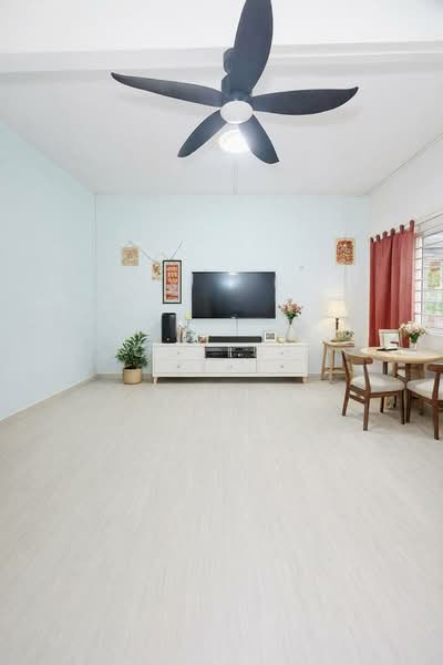Mount Sinai Terraced House For Sale at S$ 5,700,000 | PropertyGuru Singapore - Living Room