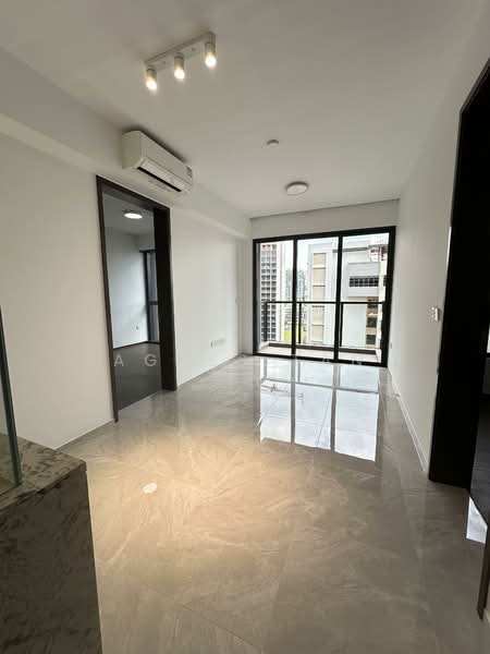 Tembusu Grand, 94 Jalan Tembusu, 2 Bedrooms, 667 sqft, Condominium For Rent, by Agnes Tan, 500059180 - Living Room - PropertyGuru.com.sg