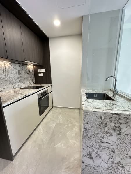 Tembusu Grand, 94 Jalan Tembusu, 2 Bedrooms, 667 sqft, Condominium For Rent, by Agnes Tan, 500059180 - Kitchen - PropertyGuru.com.sg