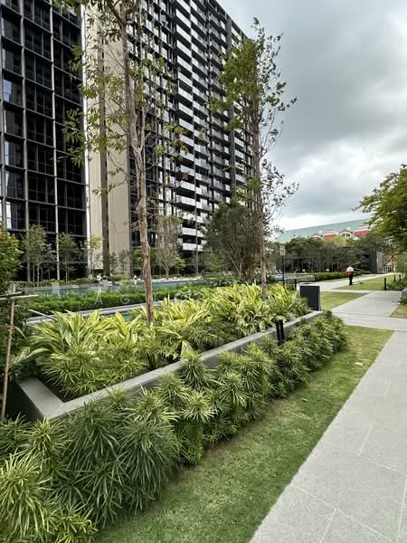 Tembusu Grand, 94 Jalan Tembusu, 2 Bedrooms, 667 sqft, Condominium For Rent, by Agnes Tan, 500059180 - Exterior - PropertyGuru.com.sg