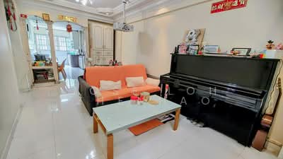 For Sale - 180 Ang Mo Kio Avenue 5