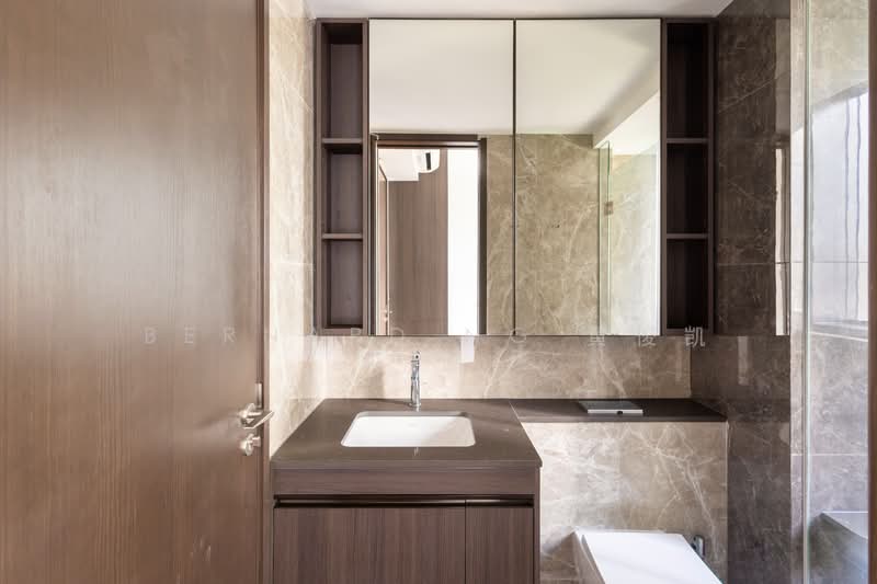 Tembusu Grand, 92 Jalan Tembusu, 4 Bedrooms, 1,432 sqft, Condominium For Rent, by Bernard Ng 黄俊凯, 500059182 - Bathroom - PropertyGuru.com.sg