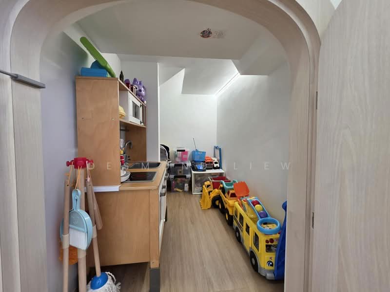 Stratum Condominium For Sale at S$ 2,388,888 | PropertyGuru Singapore