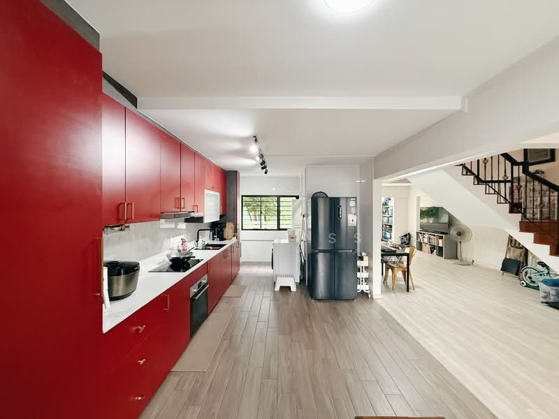 471 Jurong West Street 41 HDB Flat For Sale at S$ 868,000 | PropertyGuru Singapore - Kitchen