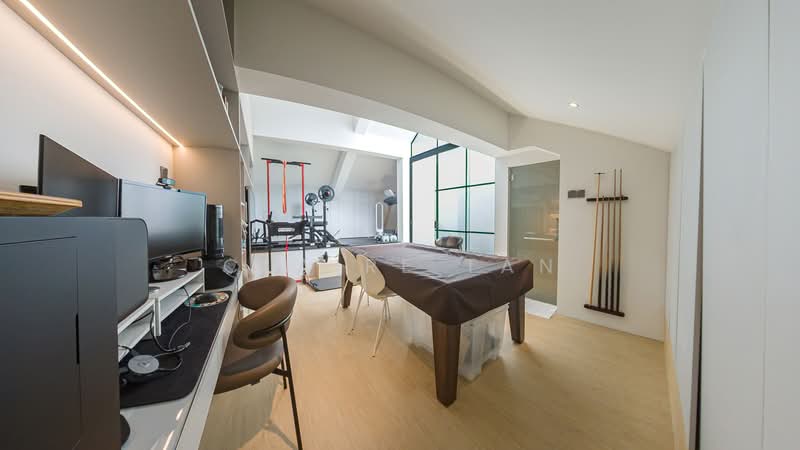 Peakville Park Terraced House For Sale at S$ 4,998,000 | PropertyGuru Singapore - Gym