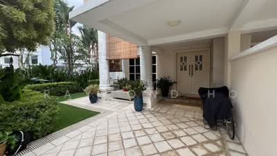 For Rent - Holland Grove