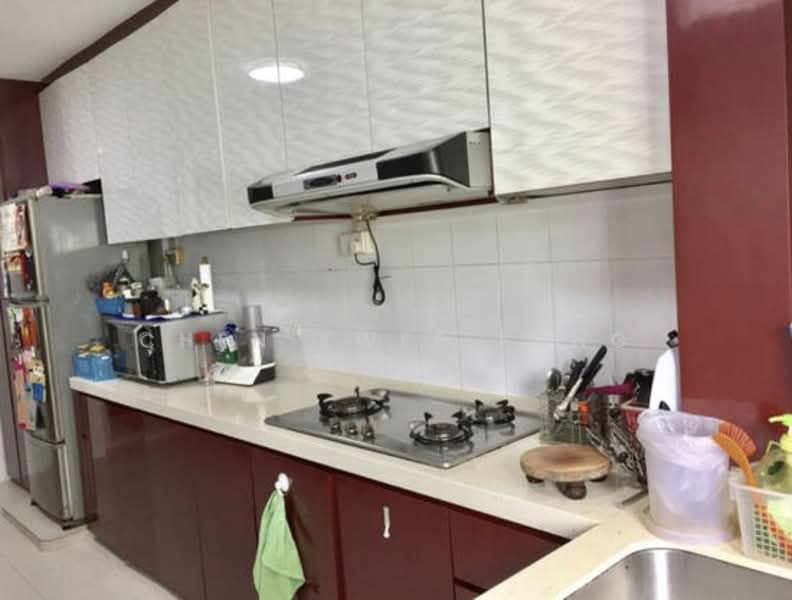 249 Tampines Street 21, 249 Tampines Street 21, 3 Bedrooms, 1,098 sqft, HDB Flat For Rent, by Chen Kwee Fong, 500059227 - Kitchen - PropertyGuru.com.sg