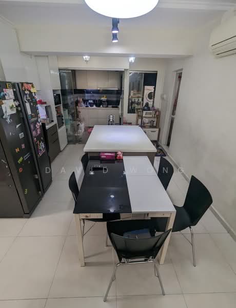 653 Jalan Tenaga HDB Flat For Sale at S$ 918,000 | PropertyGuru Singapore - Kitchen