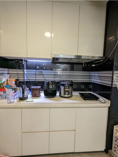 653 Jalan Tenaga HDB Flat For Sale at S$ 918,000 | PropertyGuru Singapore - Kitchen