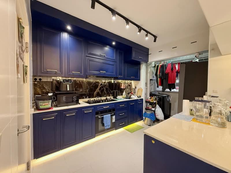 115C Canberra Walk HDB Flat For Sale at S$ 725,000 | PropertyGuru Singapore - Kitchen
