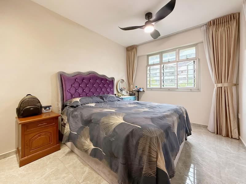 115C Canberra Walk HDB Flat For Sale at S$ 725,000 | PropertyGuru Singapore - Bedroom