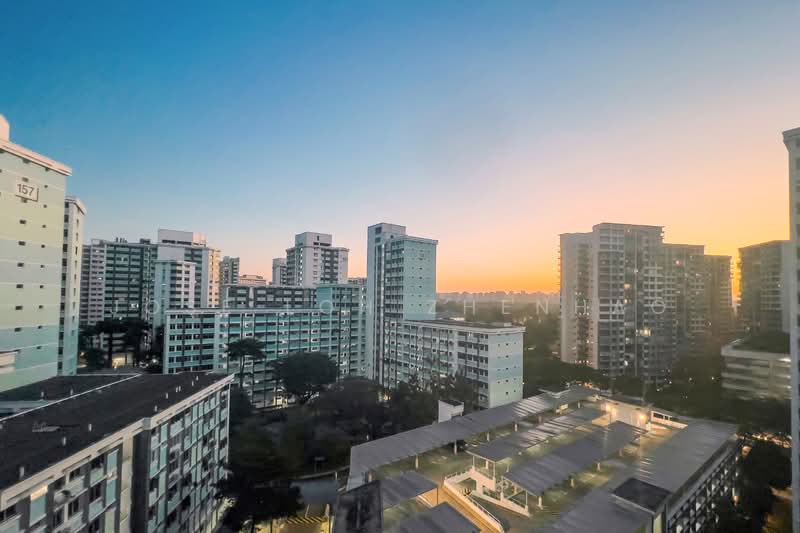 156 Yung Loh Road HDB Flat For Sale at S$ 608,000 | PropertyGuru Singapore - Exterior