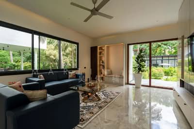 For Sale - Subdividable FH Plot 🔥 Near NYPS 🔥Rare Hilltop ☎️MARTIN 9320.20.20