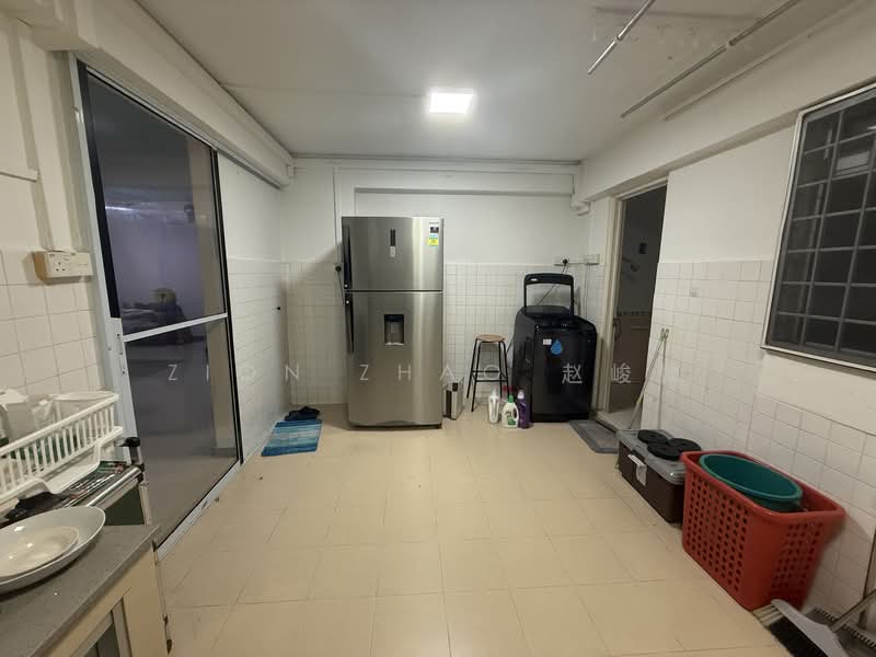 109 Clementi Street 11, 109 Clementi Street 11, 2 Bedrooms, 721 sqft, HDB Flat For Rent, by Zion Zhao 赵峻慷, 500059267 - Kitchen - PropertyGuru.com.sg