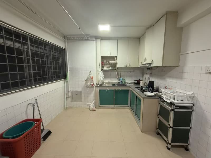 109 Clementi Street 11, 109 Clementi Street 11, 2 Bedrooms, 721 sqft, HDB Flat For Rent, by Zion Zhao 赵峻慷, 500059267 - Kitchen - PropertyGuru.com.sg