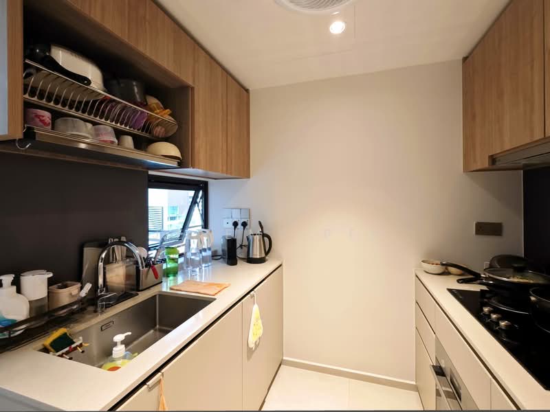 Dairy Farm Residences Condominium For Sale at S$ 2,000,000 | PropertyGuru Singapore - Kitchen