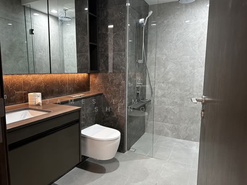 Tembusu Grand Condominium For Sale at S$ 1,450,000 | PropertyGuru Singapore - Bathroom