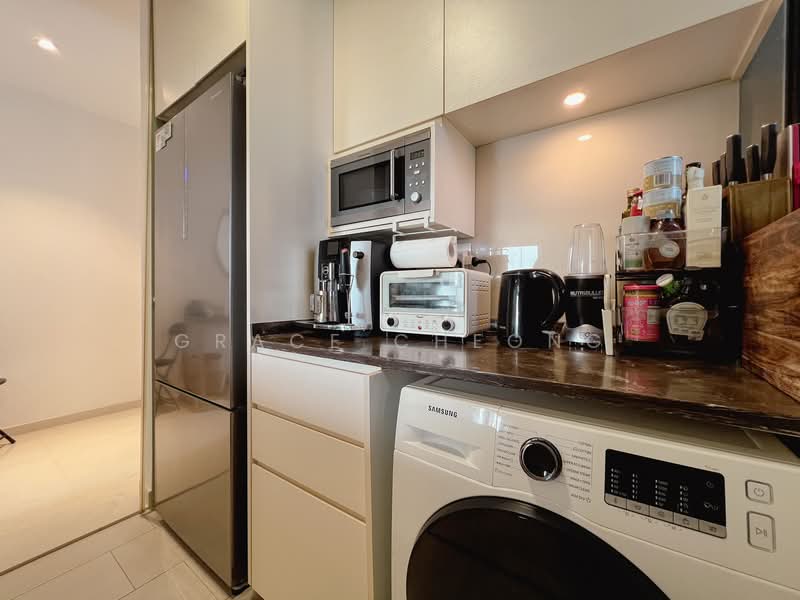 The Crest, 101 Prince Charles Crescent, 2 Bedrooms, 861 sqft, Condominium For Rent, by Grace Cheong, 500059290 - Enclosed Kitchen - PropertyGuru.com.sg