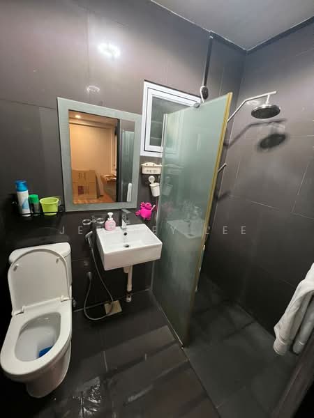 506 Choa Chu Kang Street 51, 506 Choa Chu Kang Street 51, 4 Bedrooms, 1,496 sqft, HDB Flat For Rent, by Jeffrey Lee, 500059292 - Bathroom - PropertyGuru.com.sg