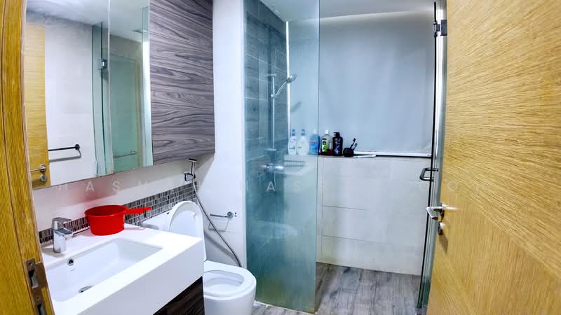 96 edgedale plains the terrace Condominium For Sale at S$ 1,888,000 | PropertyGuru Singapore - Bathroom