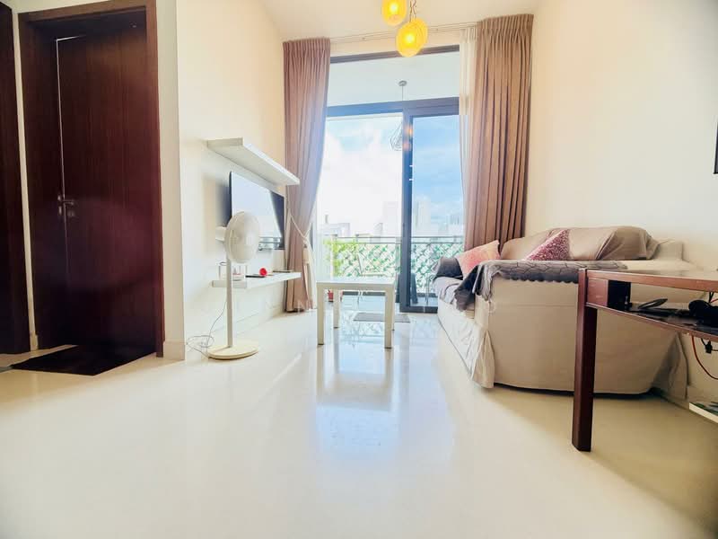 Urban Vista Condominium For Sale at S$ 988,000 | PropertyGuru Singapore - Living Room