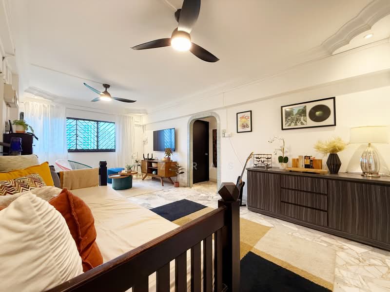 32 Marsiling Drive HDB Flat For Sale at S$ 478,888 | PropertyGuru Singapore - Living Room