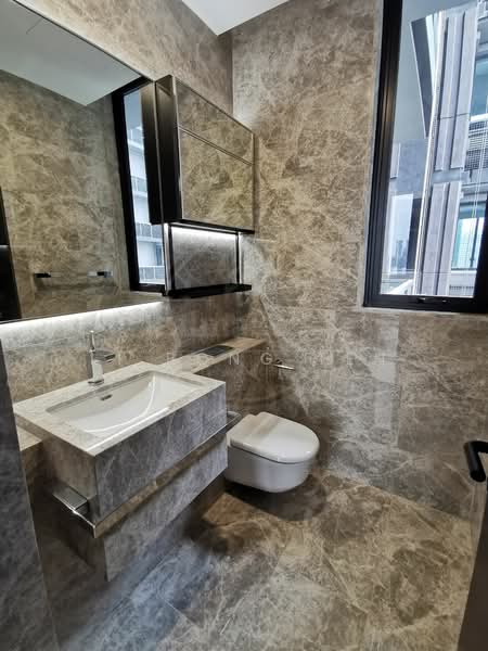 Martin Modern Apartment For Sale at S$ 4,500,000 | PropertyGuru Singapore - Bathroom