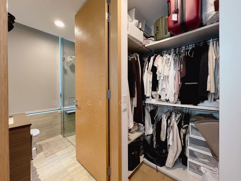 Master Bathroom & Wardrobe